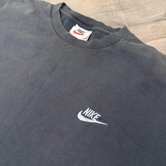 Vintage Nike Black Short Sleeve Crewneck Tee with Small Logo 90s Red Swoosh - Picture 2 of 4